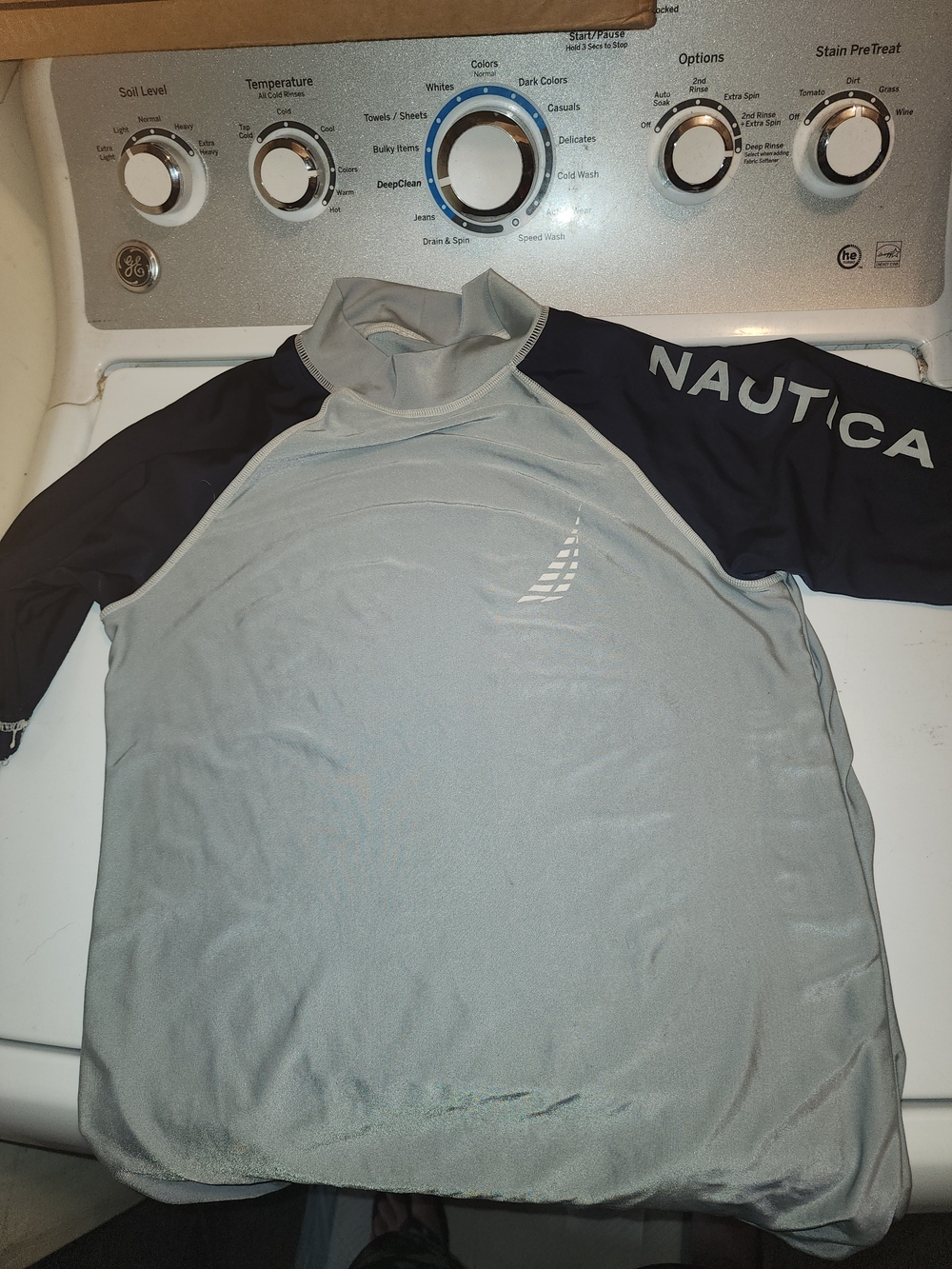 Nautica Light Gray Body with Navy Sleeves Performance Top